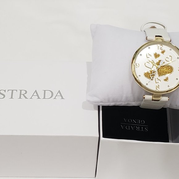 Adorable Austrian Crystal sparkle hearts watch w/white vegan leather strap - Picture 2 of 4